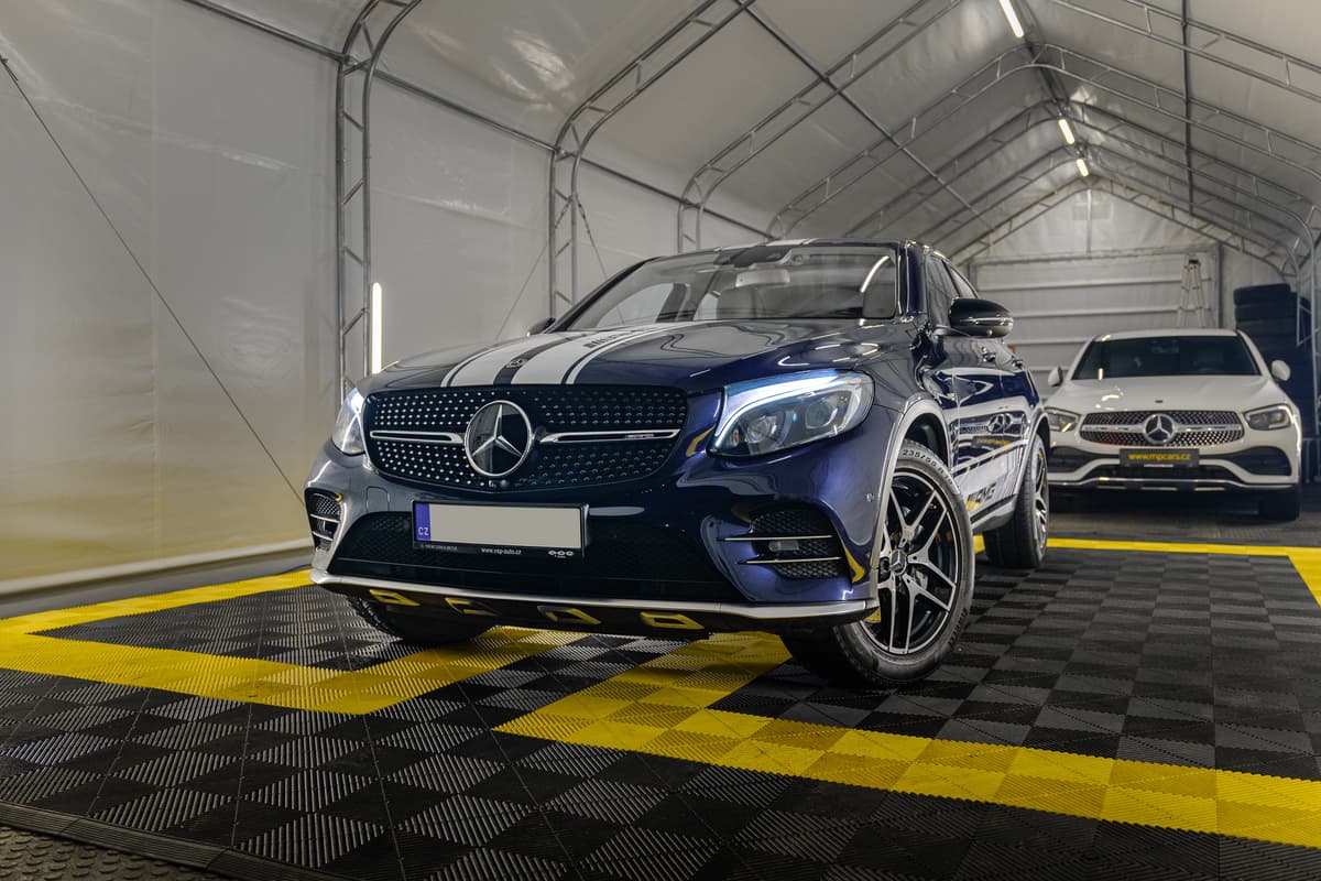 Mercedes GLC43