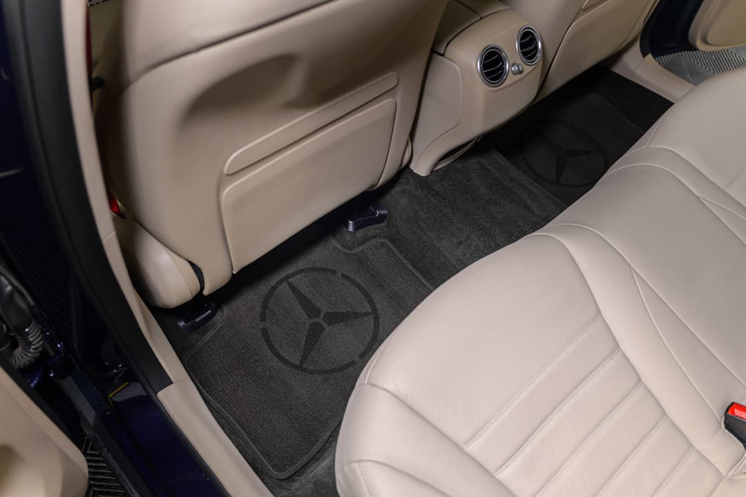 Mercedes GLC43 12