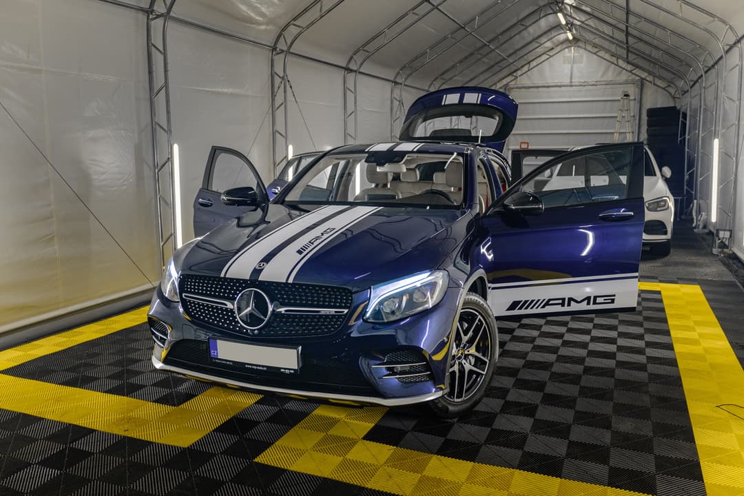 Mercedes GLC43 7