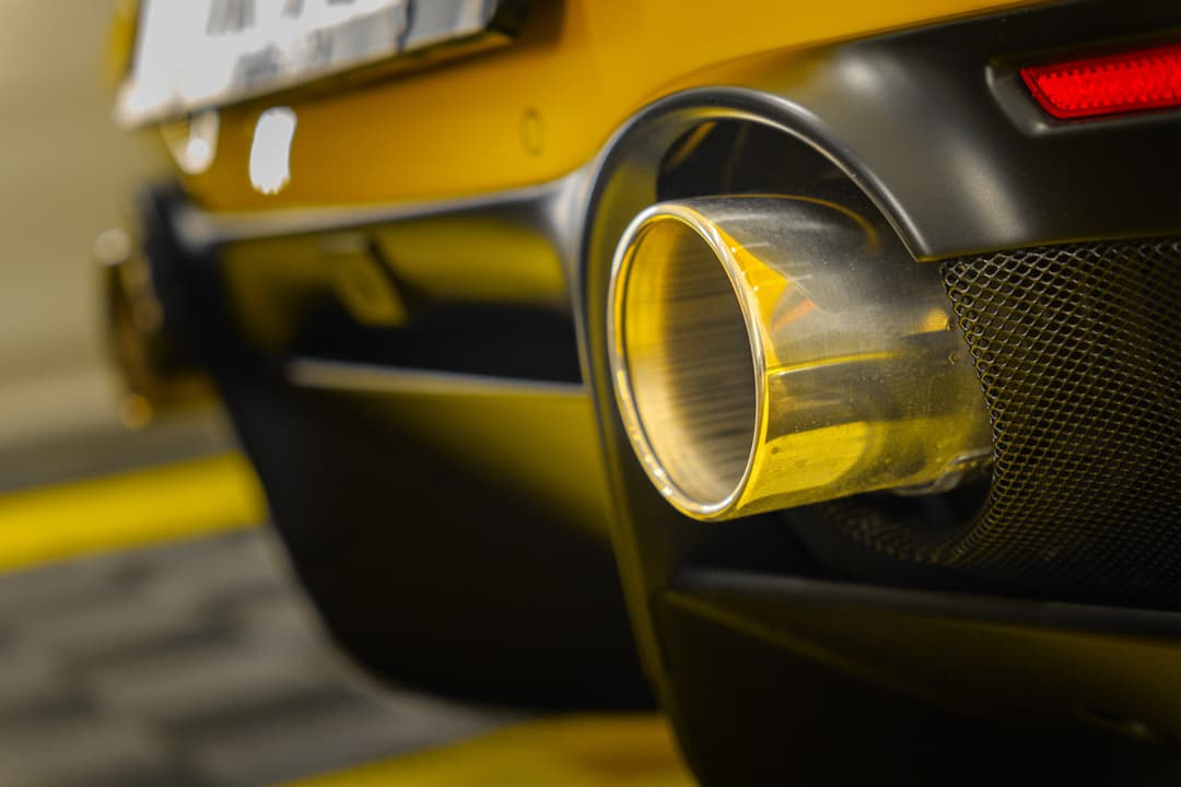 Ferrari F8 11