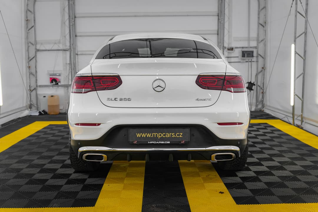Mercedes GLC200 6