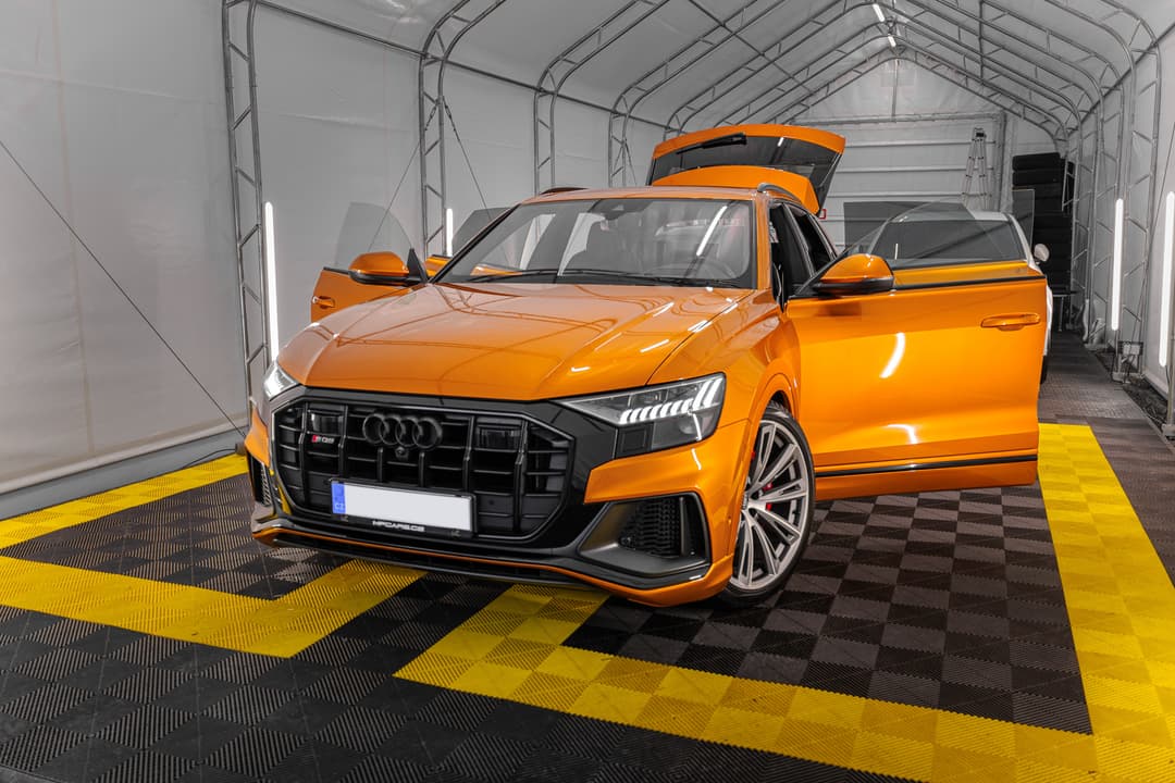 Audi sQ8 3
