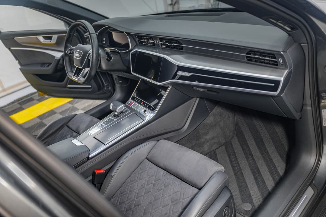 Audi RS6 17