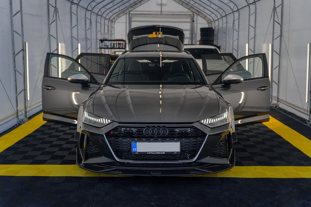 Audi RS6 6