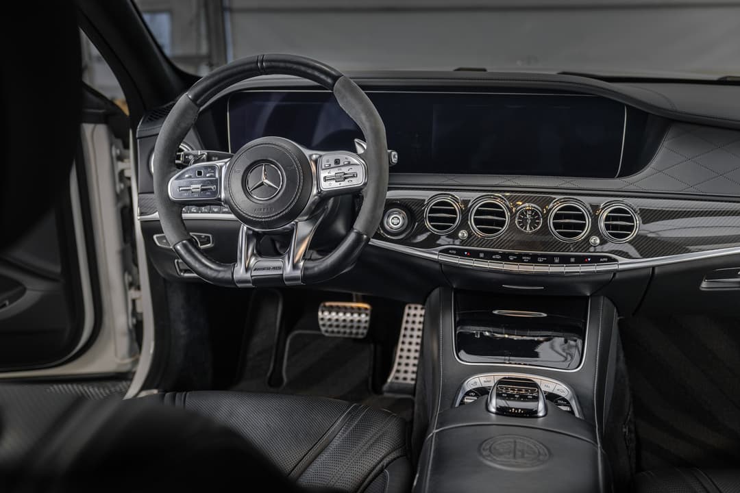 Mercedes S63 12