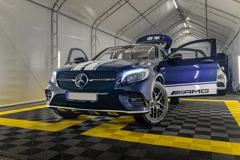 Mercedes GLC43 3