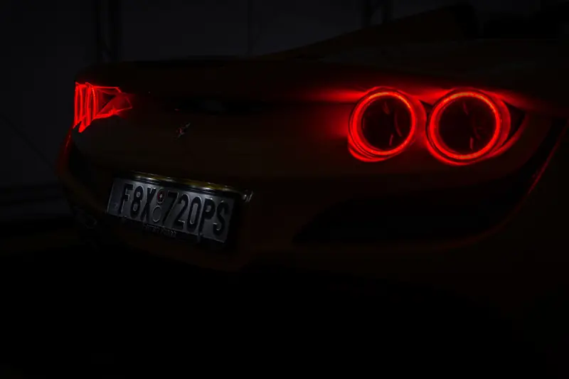 Ferrari F8 9