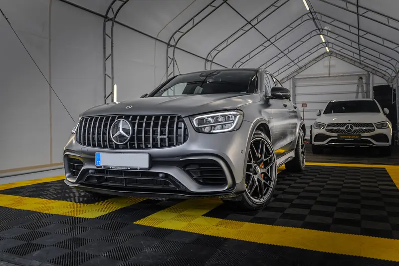 Mercedes GLC63 2