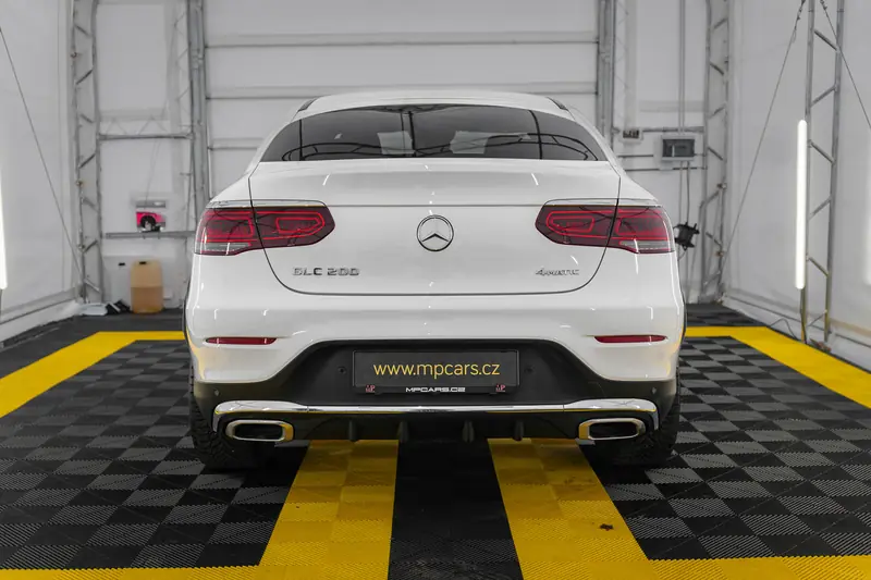 Mercedes GLC200 6