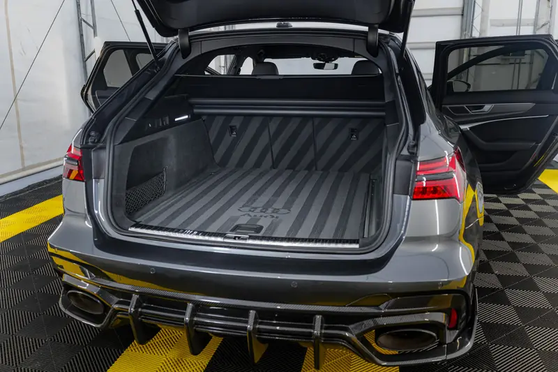 Audi RS6 12