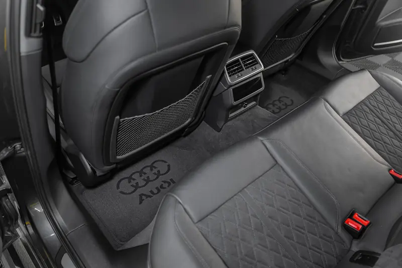 Audi RS6 15