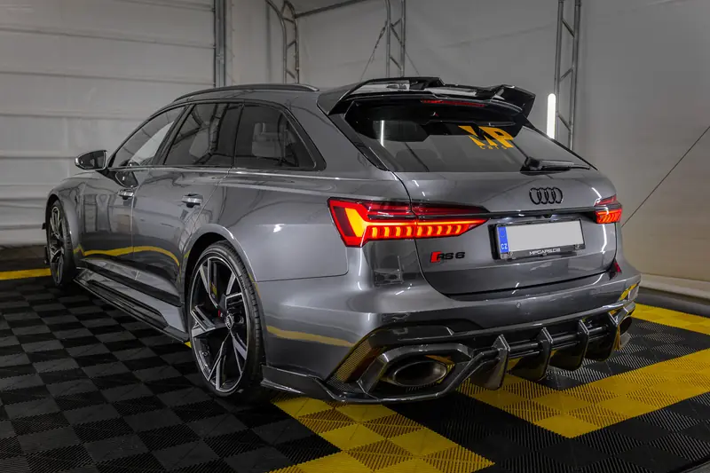 Audi RS6 7